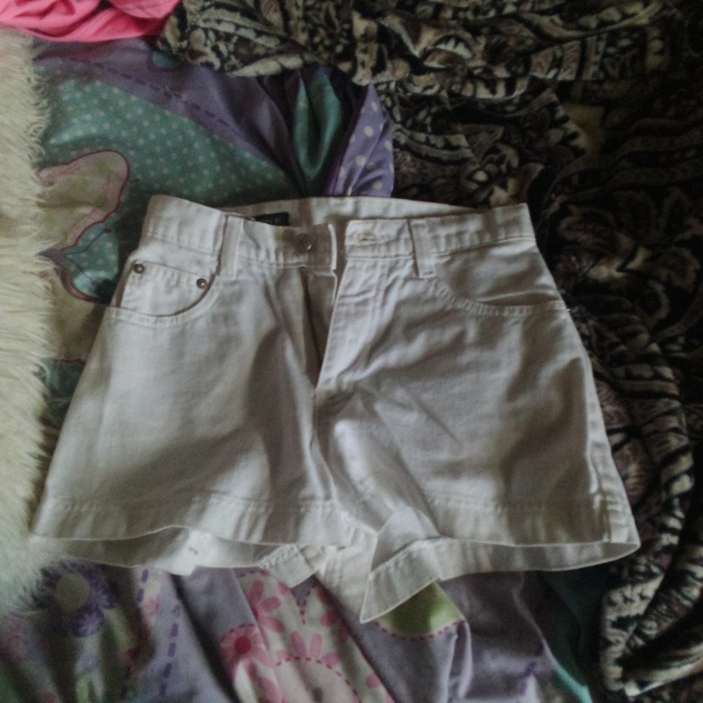 Cyclone white shorts